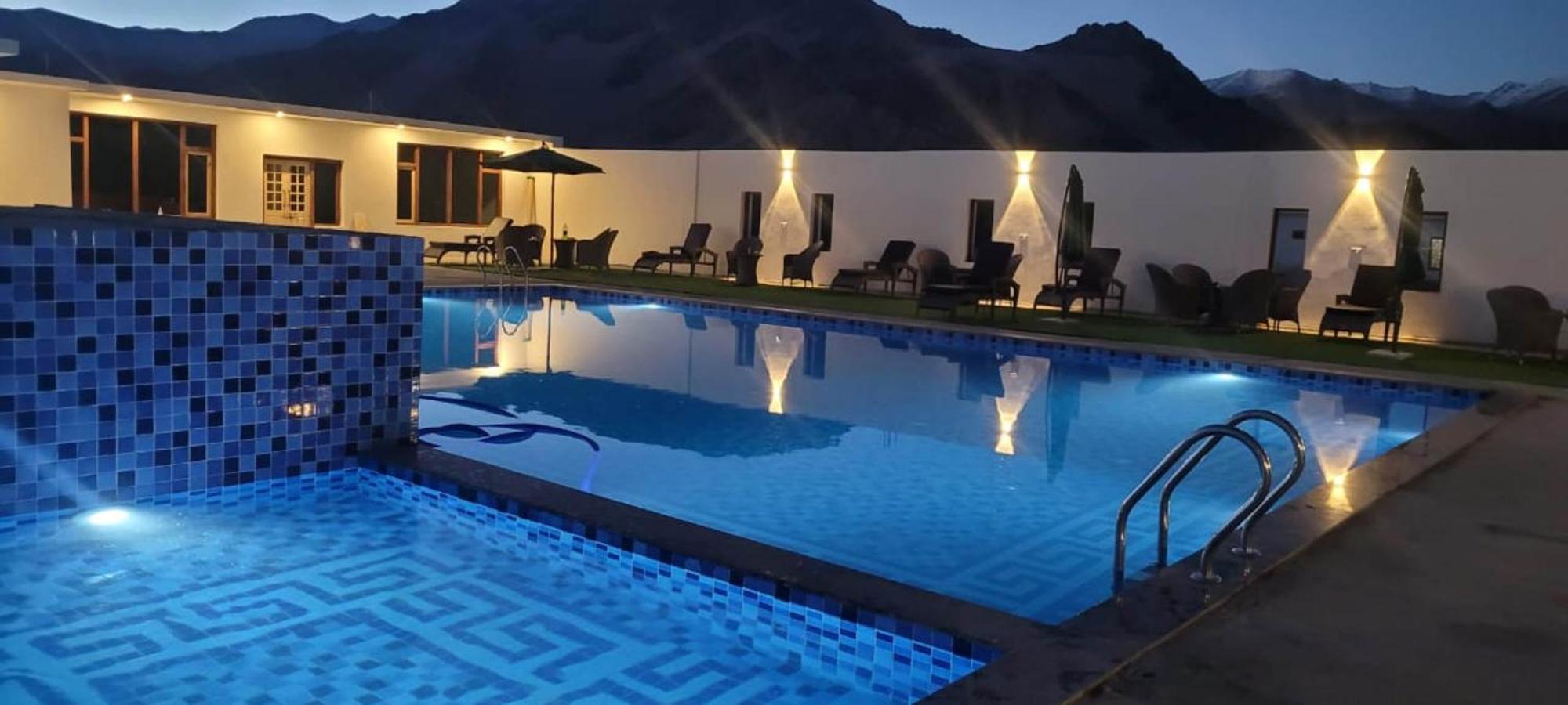The Fortune Resorts เลห์ ภายนอก รูปภาพ